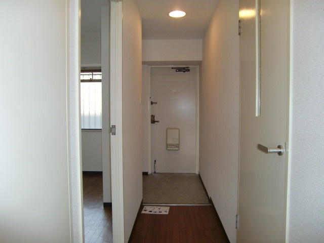 モンテメール六甲の玄関