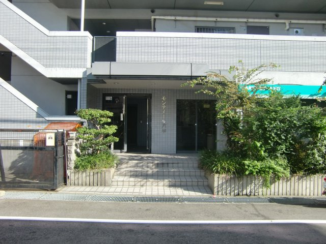モンテメール六甲のエントランス
