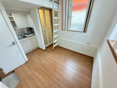 【洋室】 | フェリスバルミー