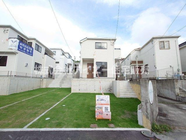 ★★宜野湾市大謝名-4号棟（全4棟）の前面道路含む現地写真|前面道路含む現地写真です