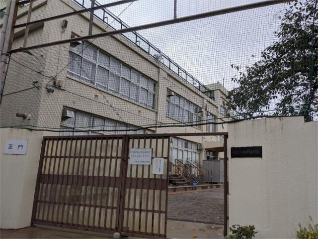 杉並区立神明中学校まで205m