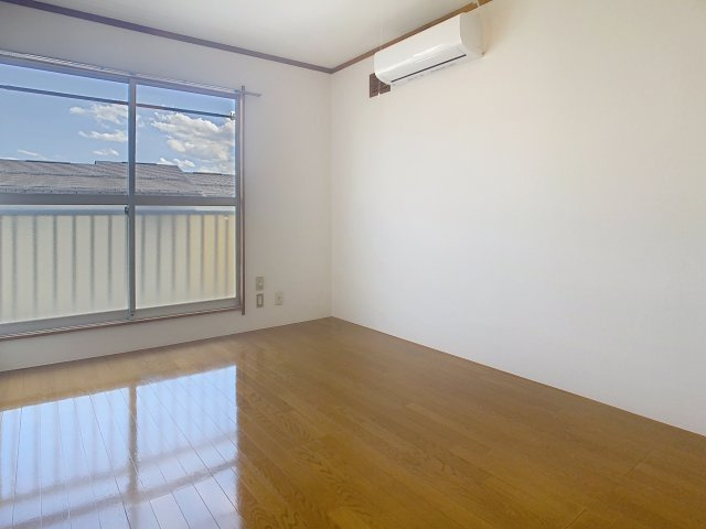 沼沢コーポラスの内装