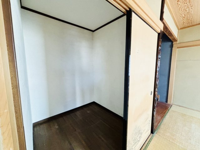 熊取町桜が丘1丁目　中古戸建の収納