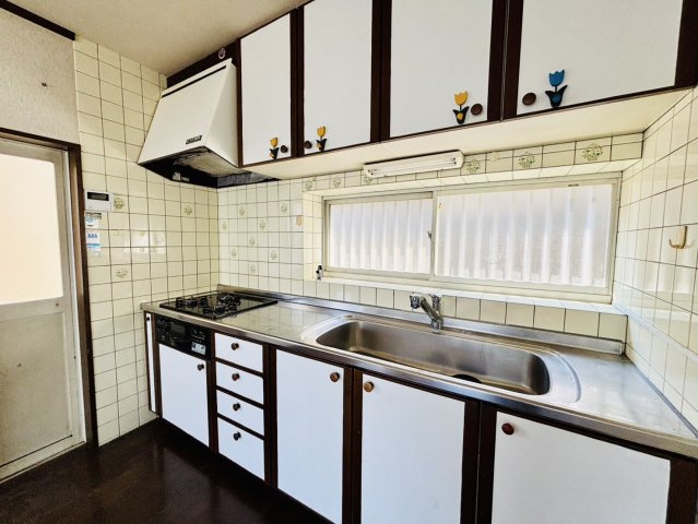 熊取町桜が丘1丁目　中古戸建のキッチン