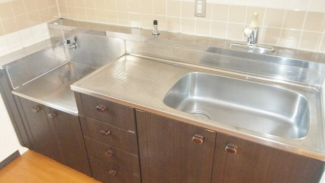 フレア・ウイング林のキッチン|2025.10入替済み