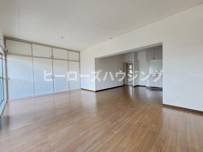 【居間・リビング】 | 朝日プラザ東豊中 | ※2025年6月中旬撮影！