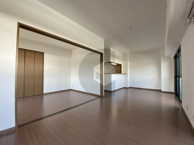 エクセレント・バーツの居間・リビング