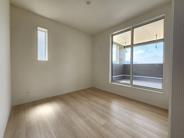 中津川市駒場第４の洋室|2F洋室5帖