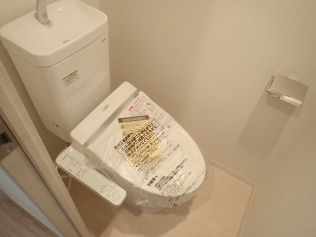 プレサンス南森町ライズのトイレ