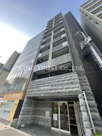 プレサンス南森町ライズの外観