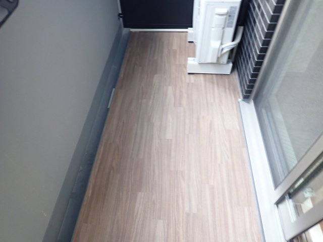 プレサンス南森町ライズのバルコニー