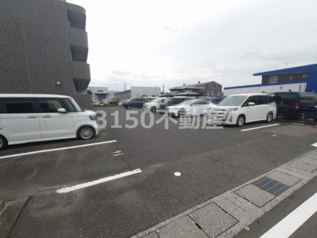 コアロードⅠの駐車場