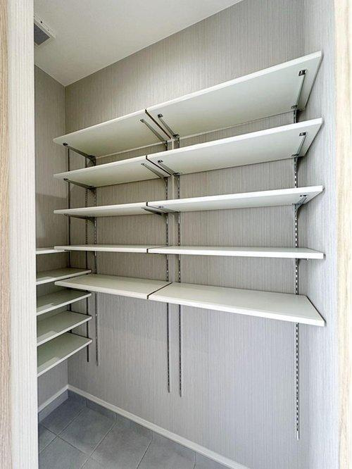 中山新町の収納|シューズインクローク☆可動棚で好きな高さに調整可能！靴だけでなく外で使う用具やお子様のおもちゃなども帰ってきてそのまま収納することができます♪