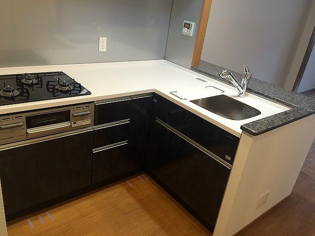 【キッチン】リーガル京都烏丸東 
