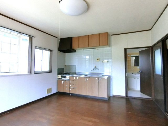 東金市二之袋戸建の居間・リビング