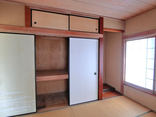 東金市二之袋戸建の収納