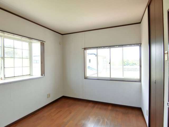 東金市二之袋戸建の洋室