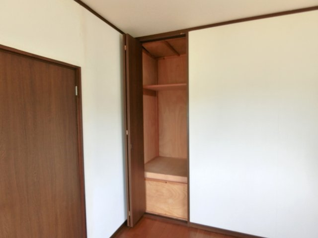 東金市二之袋戸建の収納