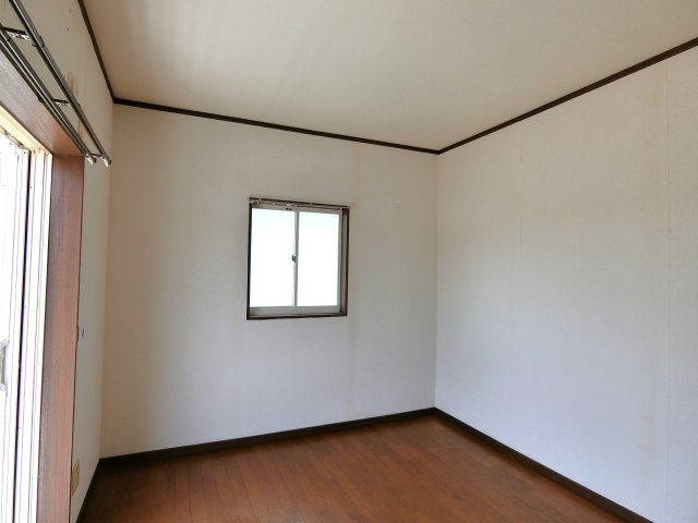 東金市二之袋戸建の居間・リビング