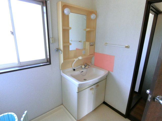 東金市二之袋戸建の独立洗面台