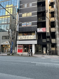 ベスト赤坂門ビルの外観