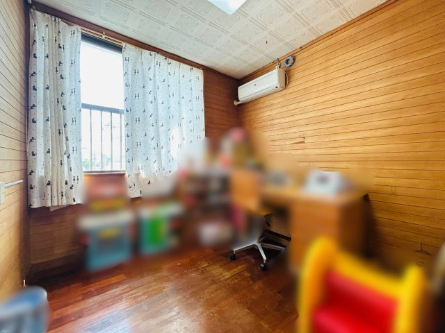 南城市大里稲嶺土地付き戸建ての洋室