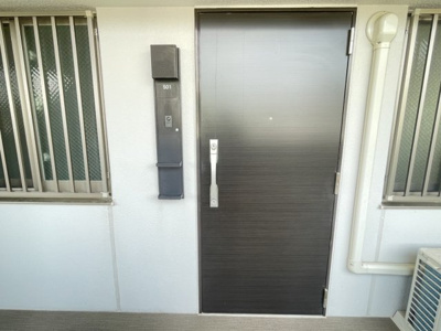 【玄関】 | アルファスマート滑石中央