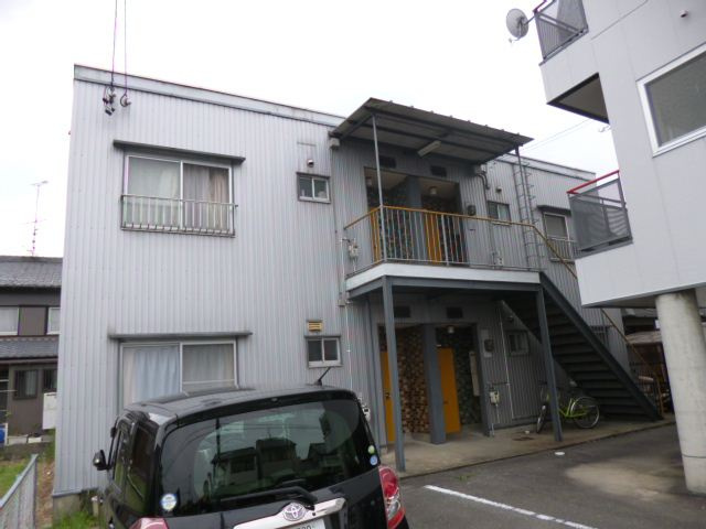 ヴィラ清水２　北棟・南棟の外観