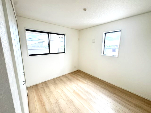 クレイドルガーデン前橋市河原浜町第３　２号棟の洋室|2階洋室2