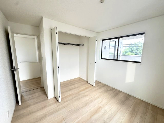 クレイドルガーデン前橋市河原浜町第３　２号棟の洋室|2階洋室2収納です