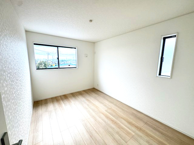 クレイドルガーデン前橋市河原浜町第３　２号棟の洋室|2階洋室3