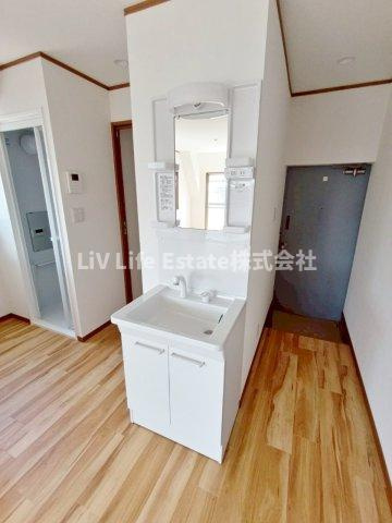 登美屋ビルの洗面所
