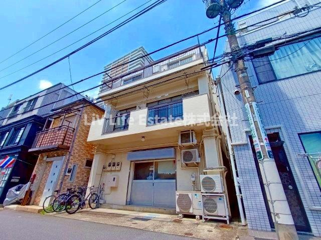 登美屋ビルの外観