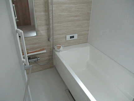 佐伯区皆賀1丁目の浴室