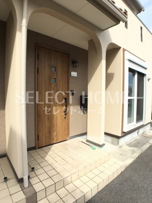 【エントランス】 | シャンティつかもとA | エントランスです