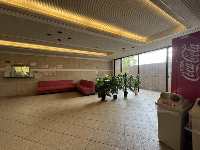 エバーライフ東平尾公園のエントランス