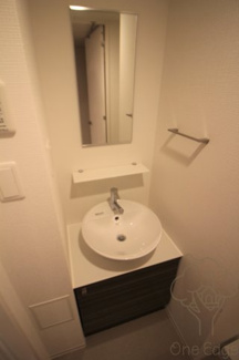 【独立洗面台】 | エスリード新大阪ザ・マーク