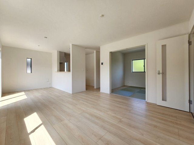 中津川市駒場第４の居間・リビング|LDK