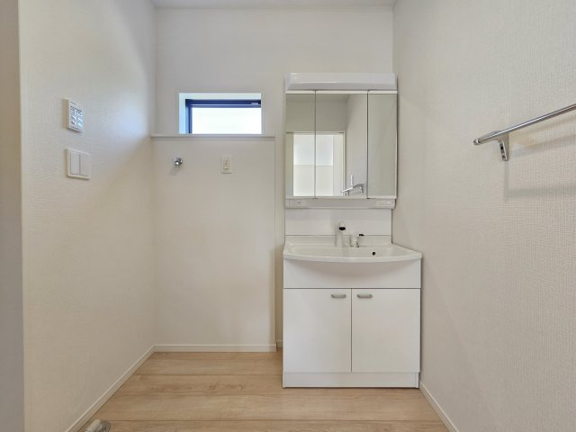 中津川市駒場第４の独立洗面台|洗面所