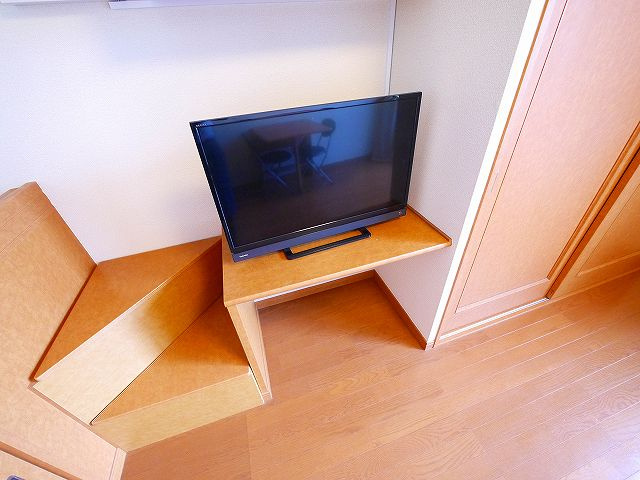レオパレスくれーる大安寺の設備|テレビ