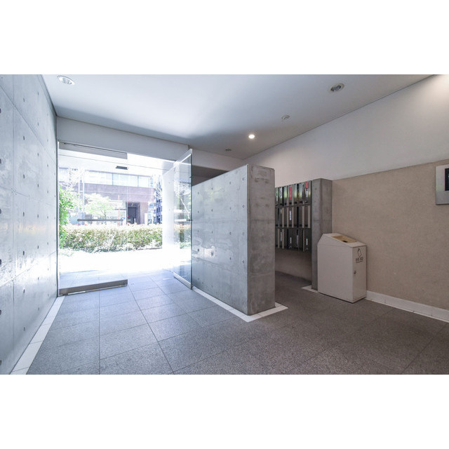 オーパスホームズ八丁堀の居間・リビング