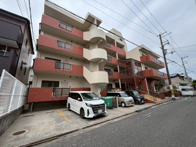【駐車場】 | ハイグレードヒガシ浅香山 | ☆和室ございます☆一息つく時の癒しの空間や客間にも使えますね！