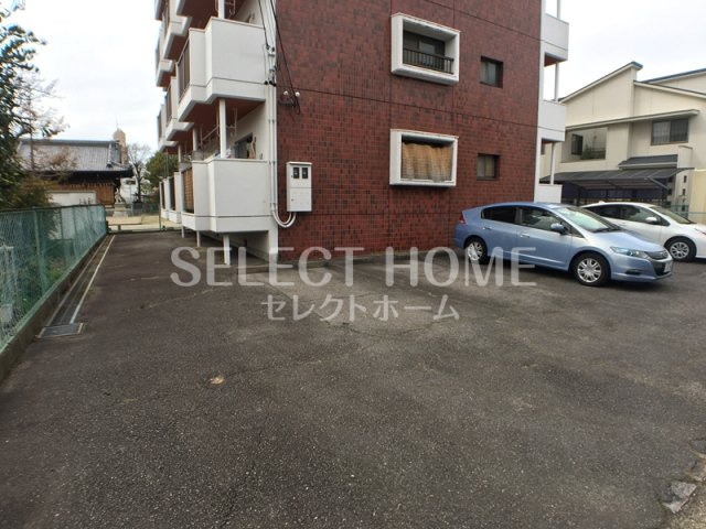 【駐車場】 | メゾン黒栁 | 駐車場完備です