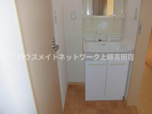ラフィードの洗面所|洗髪洗面化粧台