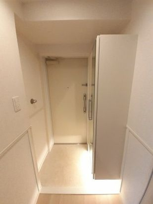 ヒラキ門前仲町の玄関