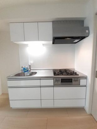 ヒラキ門前仲町のキッチン