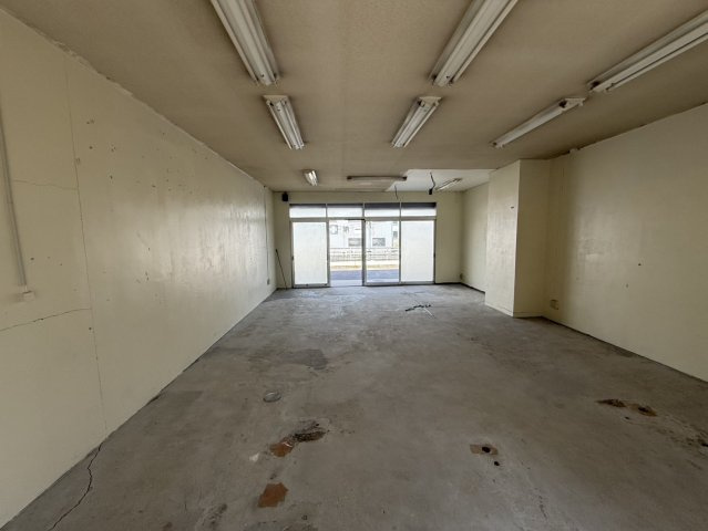 ルートオブファイブの内装