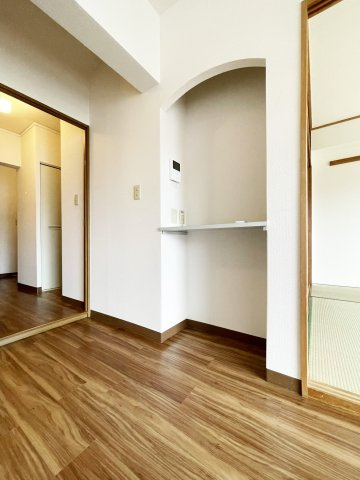 ハローイングスの居間・リビング