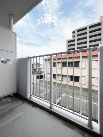 ハローイングスのバルコニー