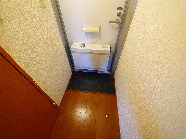 レオパレス千原Ⅱの玄関|きれいな玄関です